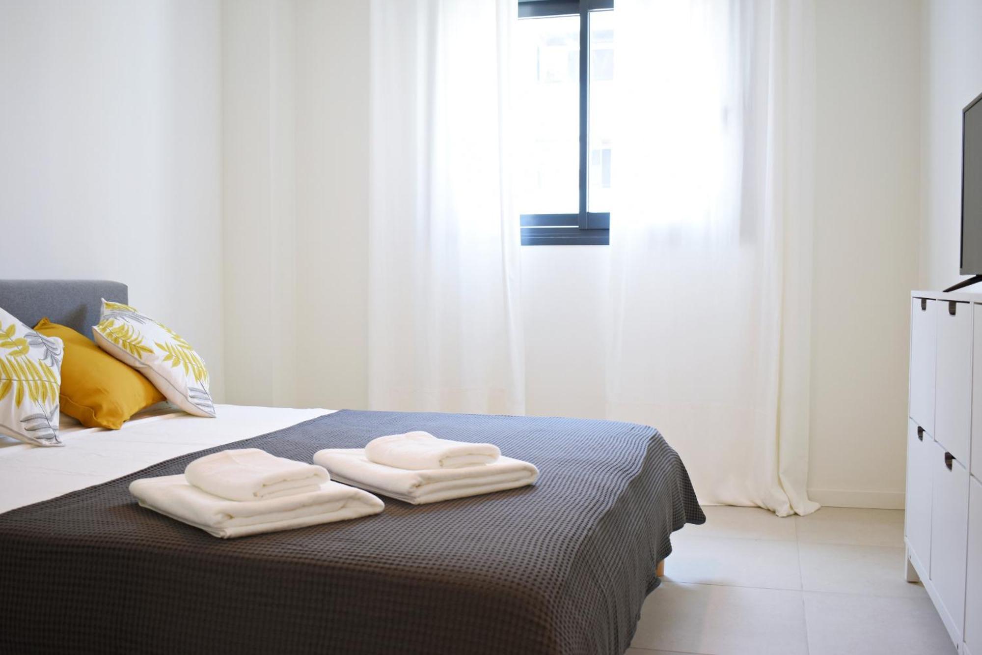 Amalia'S Home: Luminoso Apartamento Muy Cerca De La Playa Malaga Ngoại thất bức ảnh
