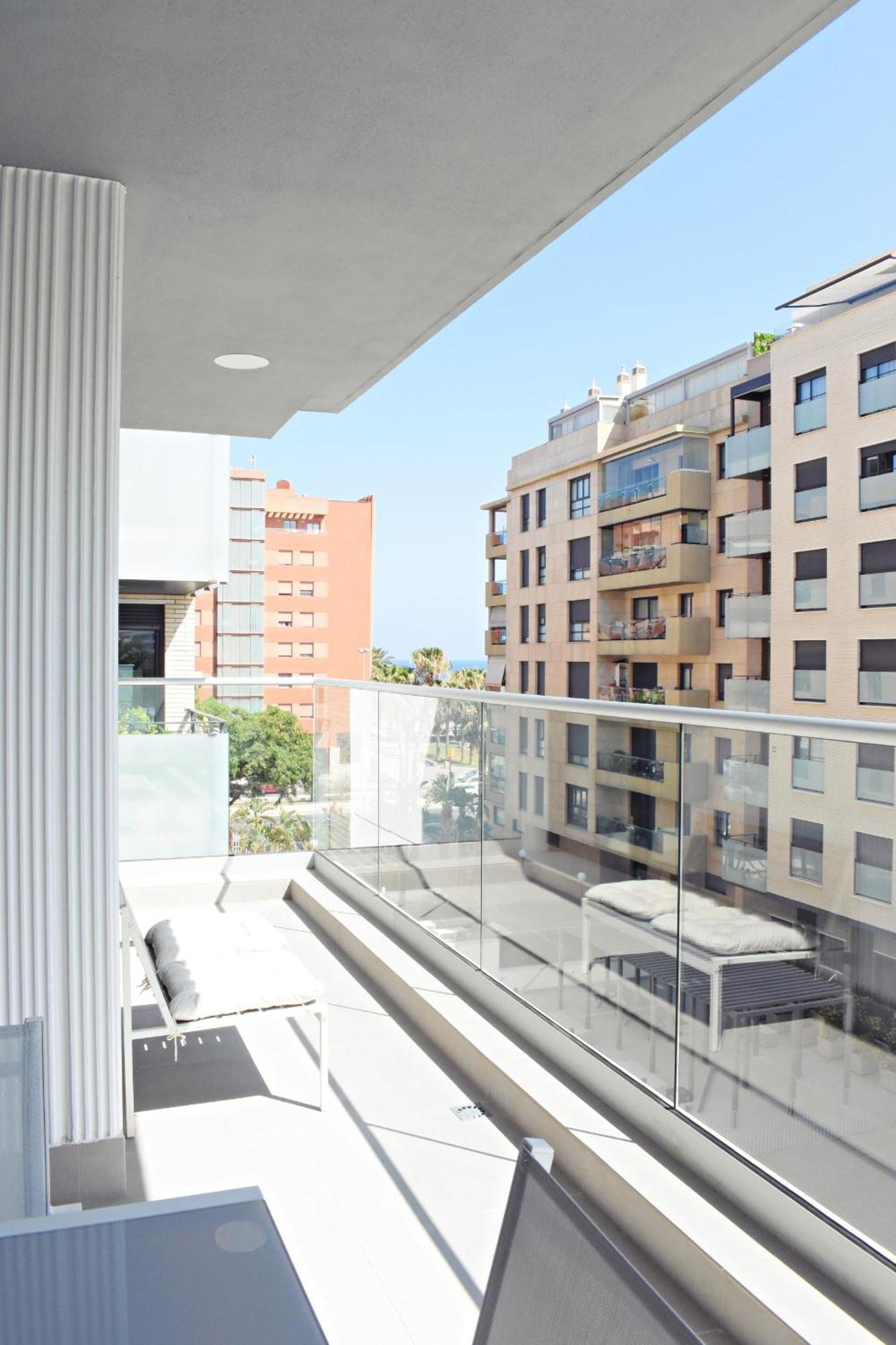 Amalia'S Home: Luminoso Apartamento Muy Cerca De La Playa Malaga Ngoại thất bức ảnh