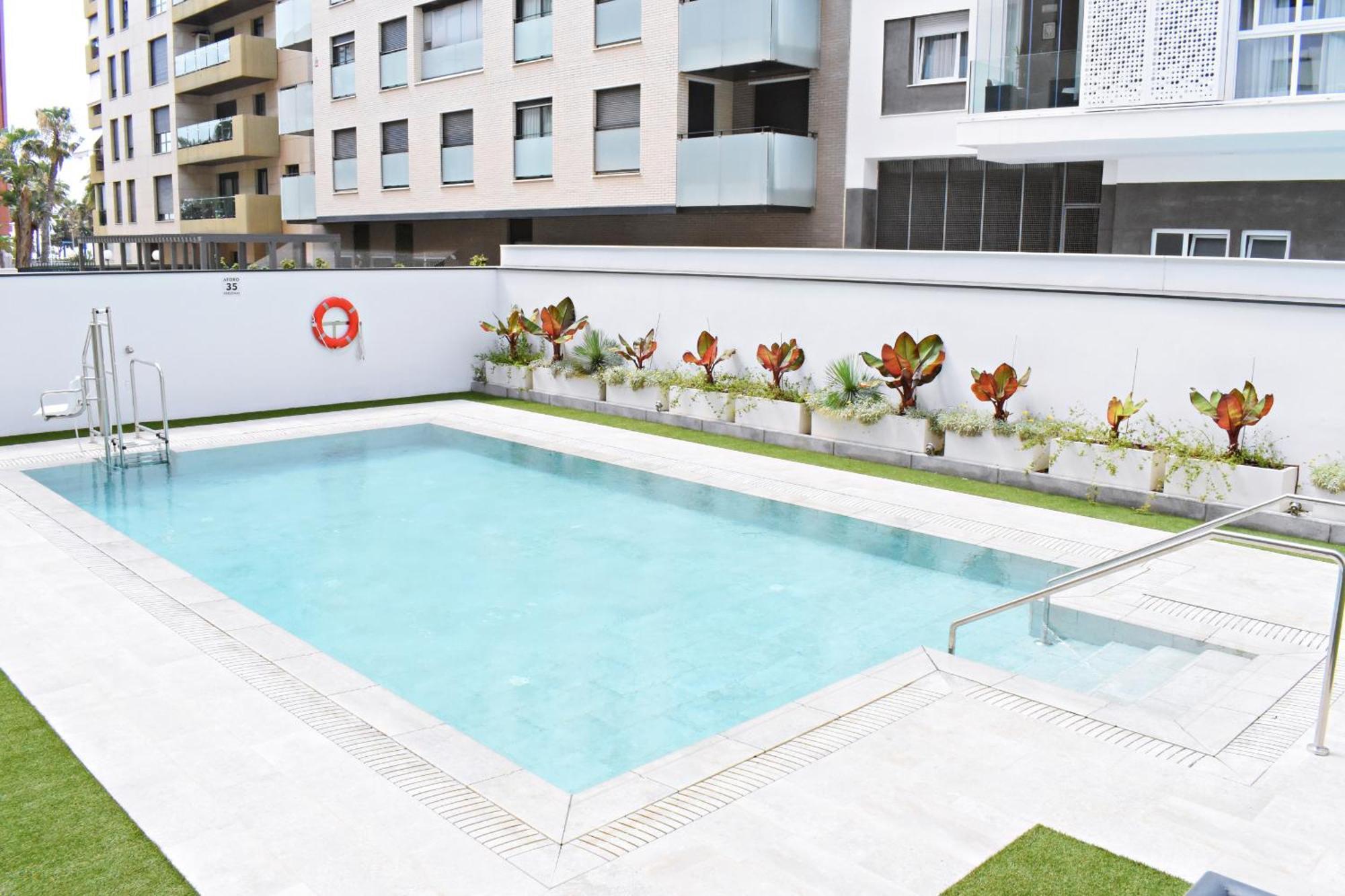 Amalia'S Home: Luminoso Apartamento Muy Cerca De La Playa Malaga Ngoại thất bức ảnh